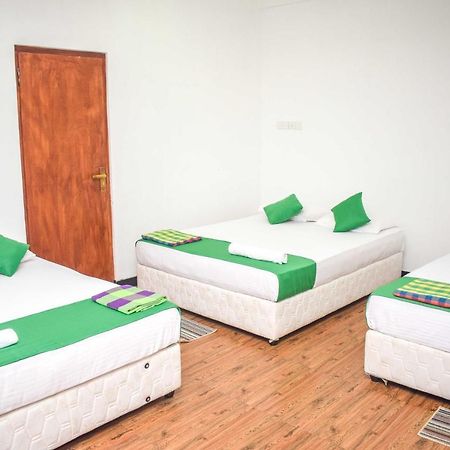 Lion Resort Polonnâruvâ Extérieur photo
